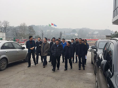 長(zhǎng)沙太空金路橋材料有限公司,雙鋼輪壓路機(jī),福格勒瀝青攤鋪機(jī),AC系列,AF系列,SBS系列