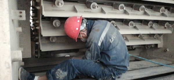 長沙太空金路橋材料有限公司,雙鋼輪壓路機,福格勒瀝青攤鋪機,AC系列,AF系列,SBS系列 長沙太空金路橋材料有限公司,雙鋼輪壓路機,福格勒瀝青攤鋪機,AC系列,AF系列,SBS系列